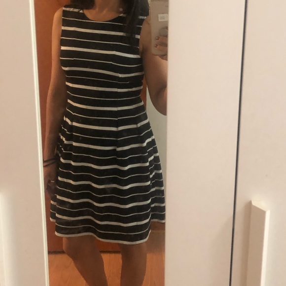 Pimkie Paris by ASOS Small dress - Picture 1 of 5